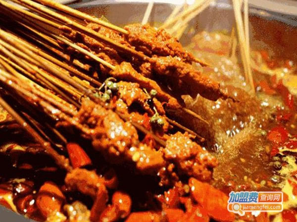 《蓉小宝串串香加盟费》