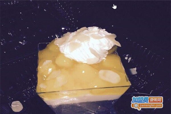 《赛比特金蛋糕房加盟费》