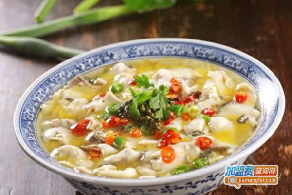《酸菜鱼粉饭加盟费》
