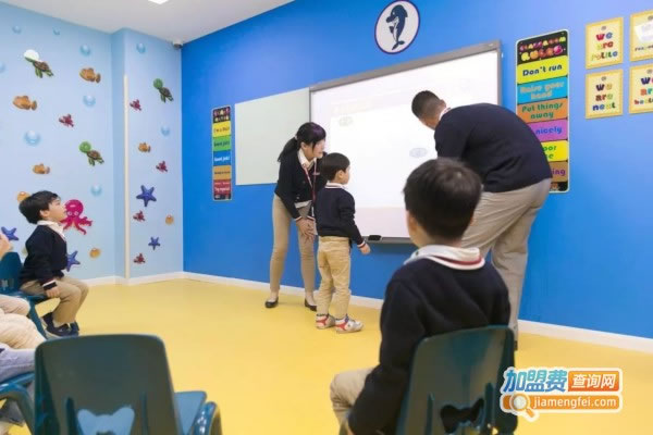 《少儿英语机构加盟费》