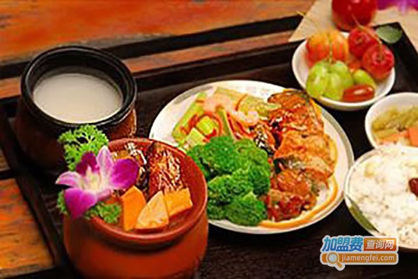 《食尚快客中餐加盟费》