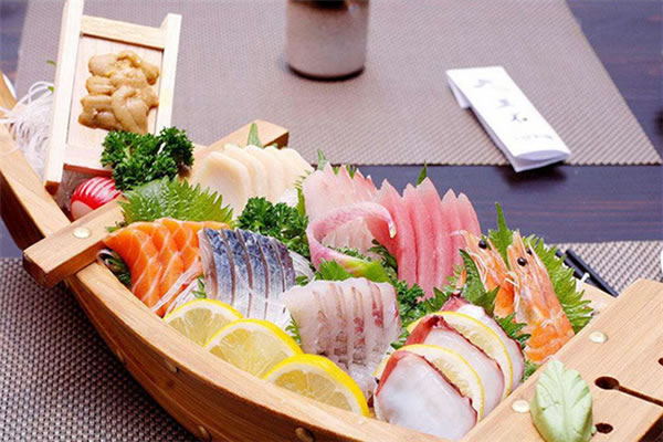 《三石日本料理加盟费》