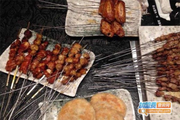 《食神轩烧烤加盟费》