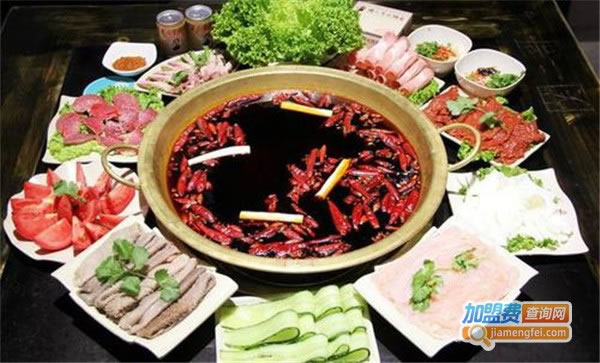 《十三幺重庆老火锅加盟费》