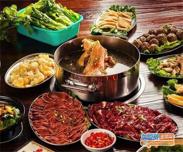 《天马食空卤味火锅杯加盟费》