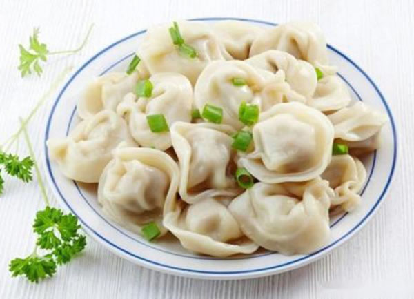《特色饺子加盟费》