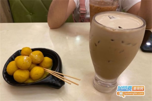 《兄弟尚品星派休闲茶餐厅加盟费》
