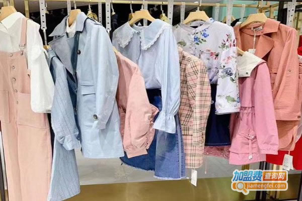 《夏梦服饰加盟费》