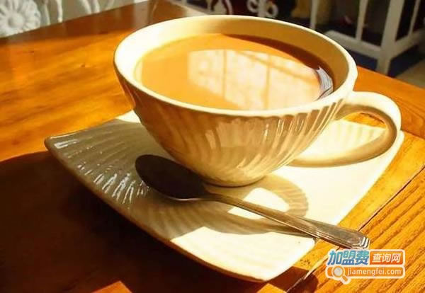《星期天奶茶店加盟费》