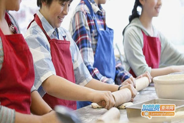 《心兴家政加盟费》