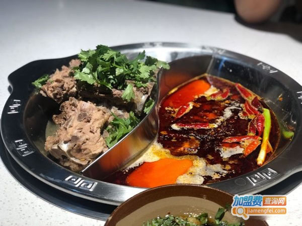 《一代骨王自选酱骨火锅加盟费》