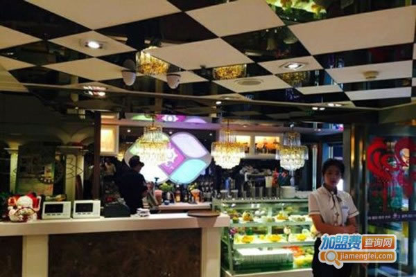 《一花一叶咖餐厅加盟费》