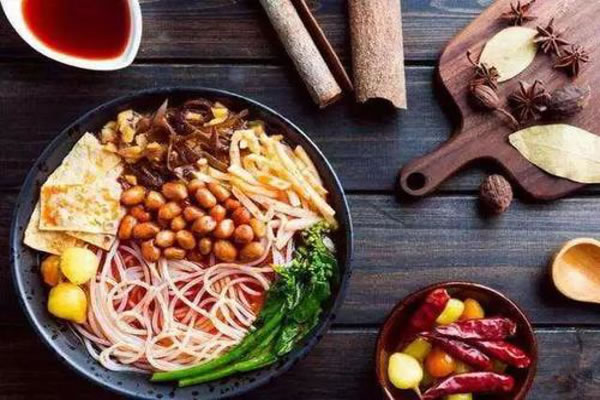 《忆柳州螺蛳粉加盟费》
