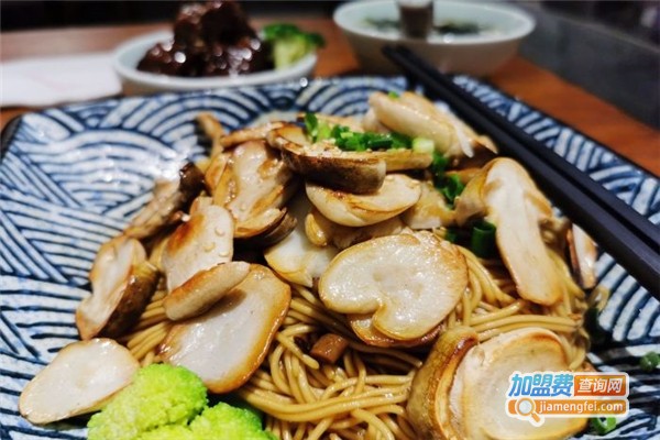 《囿面传统制面馆加盟费》