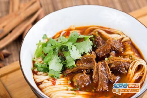 《一面派牛肉面加盟费》