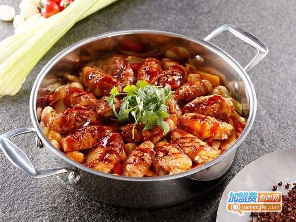 《御品煌三汁焖锅加盟费》