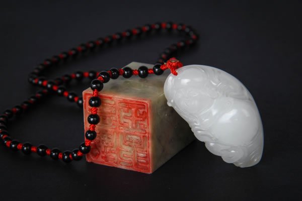 《玉石加盟费》