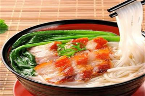 《丫丫米线加盟费》
