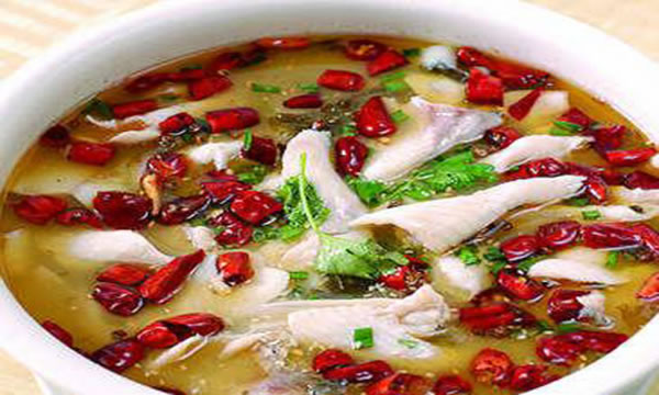 《鱼影新概念酸菜鱼加盟费》