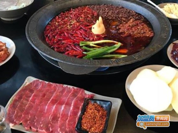 《杨掌门火锅加盟费》