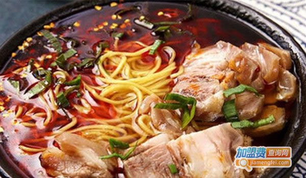 《鱼之漫豚骨拉面加盟费》
