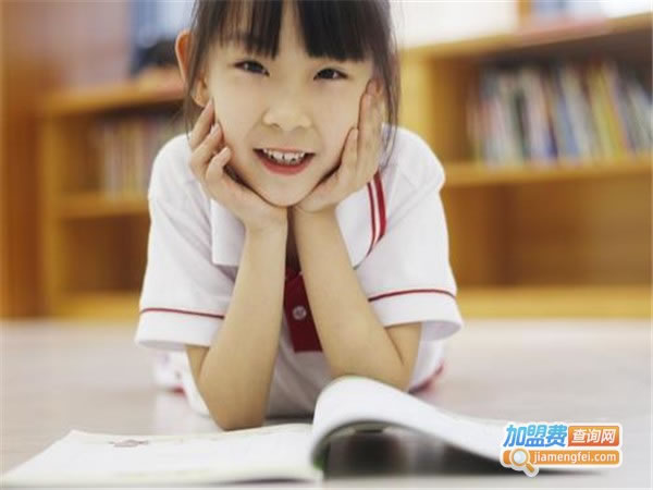 《直点作文加盟费》