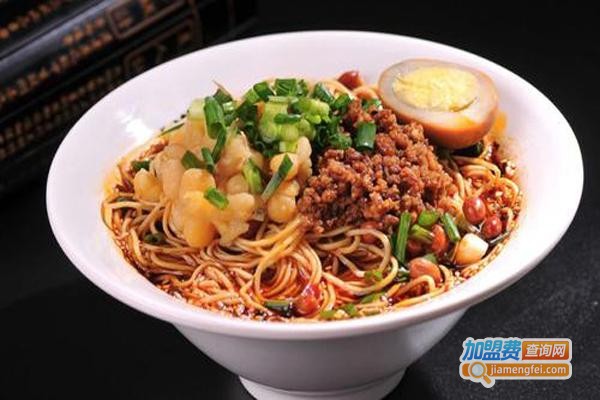 《朕霆天下小面加盟费》