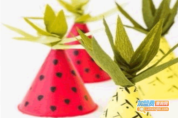 《粘粘屋手工DIY加盟费》